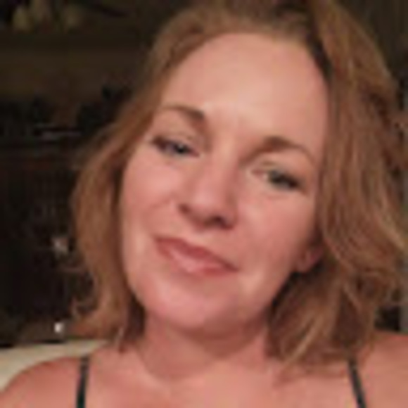 Meet your Posher, Kim - Picture 1 of 1